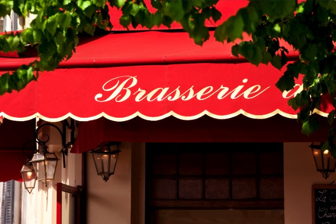 как выбрать шрифт для вывески магазина одежды